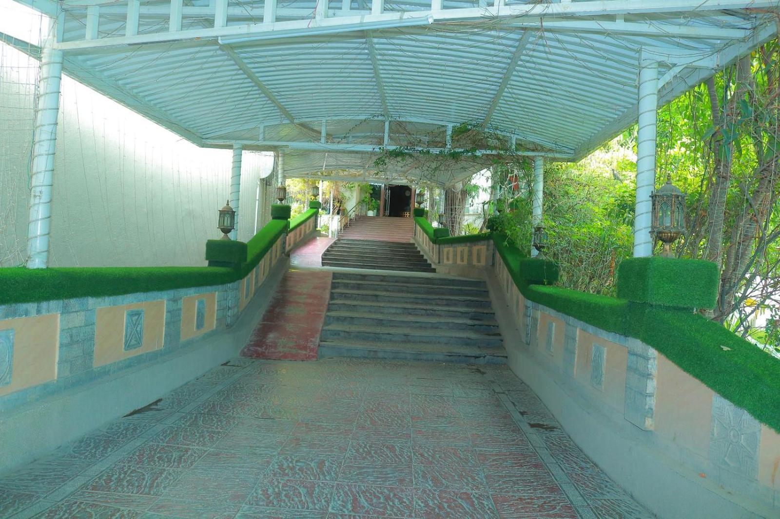 Safari Club 1 Hotel Rawalpindi Exterior photo