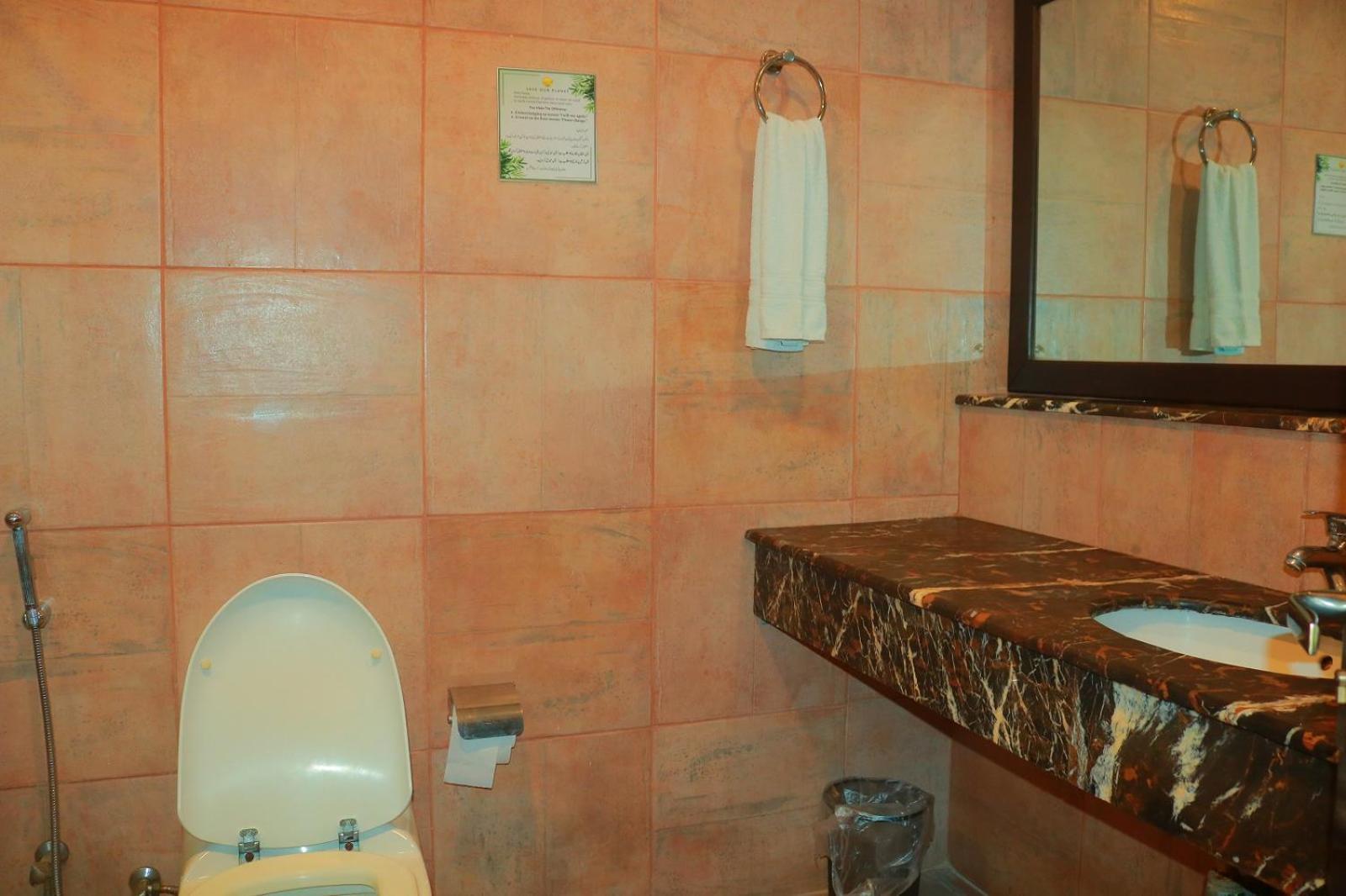 Safari Club 1 Hotel Rawalpindi Exterior photo